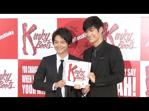 小池徹平＆三浦春馬がレッドカーペットに登場！ ミュージカル