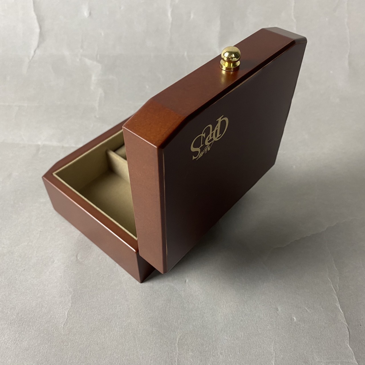 ニデックインスツルメンツ オーパス対応オルゴール箱（茶色）DB096A