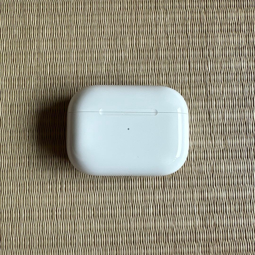 AirPods Pro 第2世代　Lightning アップル AirPods Pro(第2世代) [Lightningコネクタ /Bluetooth