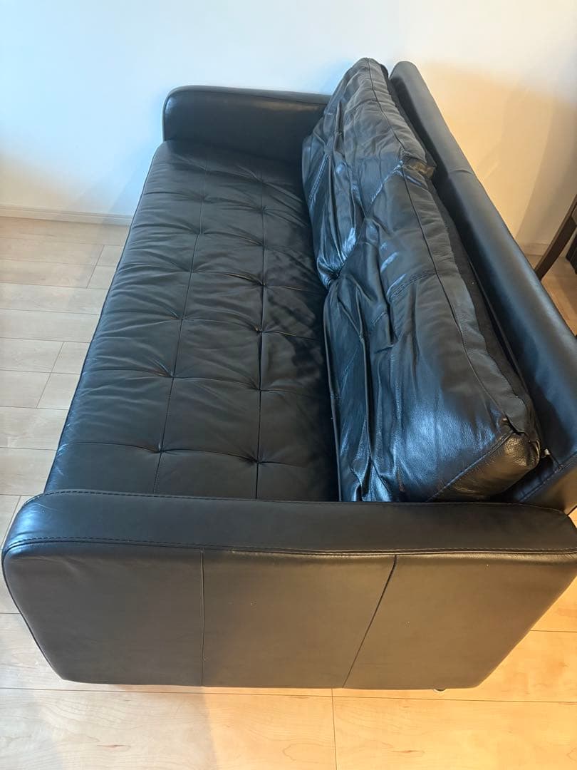 リビングハウス　ZEROソファ　レザーソファー リラックスを形にした美しいカーブを描くデザイナーズソファ クルー